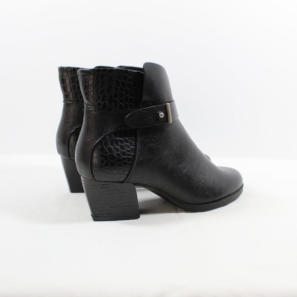 Baretraps Women's Lane Block Heel Ankle Boot - Black 6.5 - Picture 2 of 5